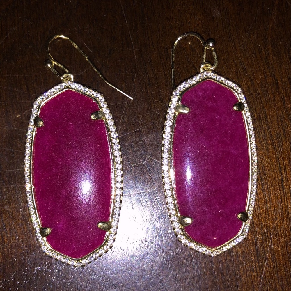 Kendra Scott Elle Gold Drop Earrings in Maroon